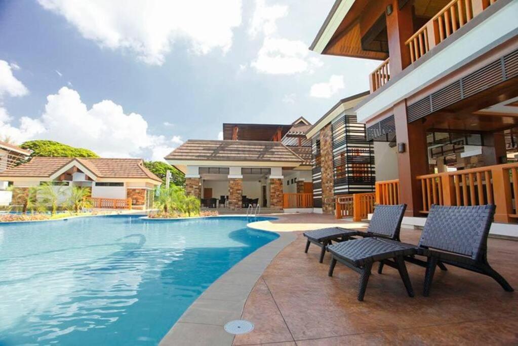 Dreamy 2Br Condo, With A Golf Course View Cebu Zewnętrze zdjęcie